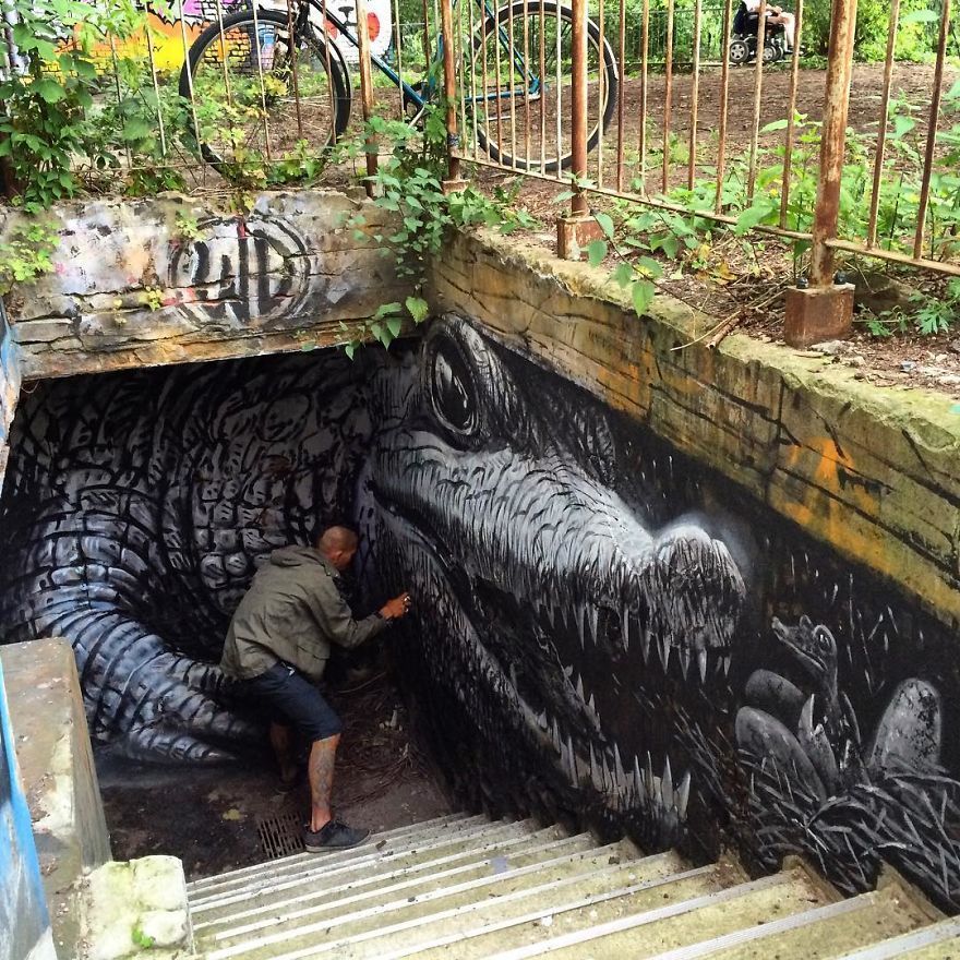 wild drawing street art