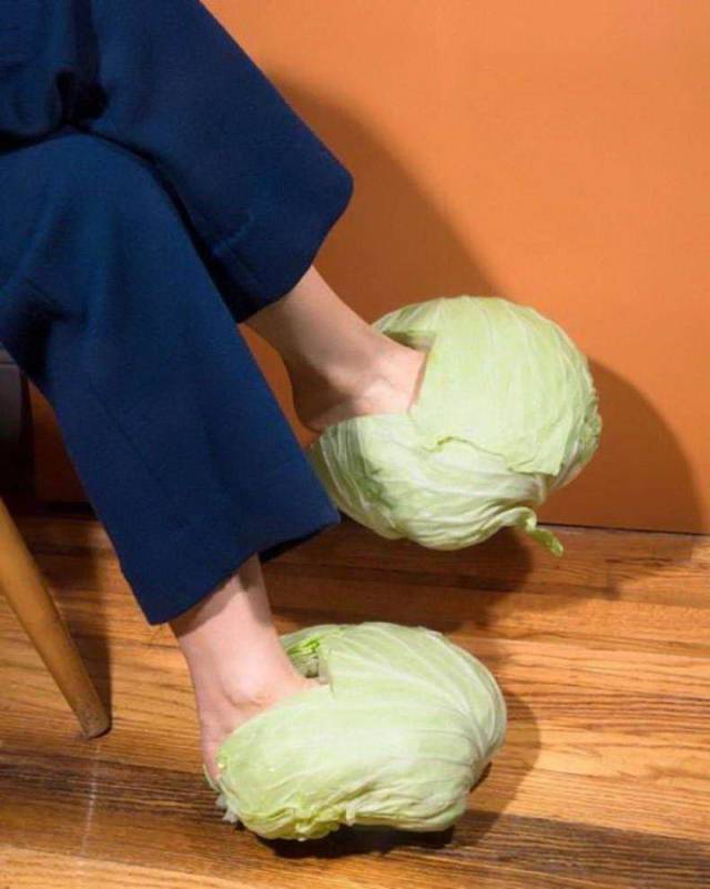 wtf pics - cabbage feet