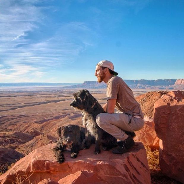 Guy Saves Two Puppies Abandoned In The Middle Of A Desert And Gains Badass Travel Companions