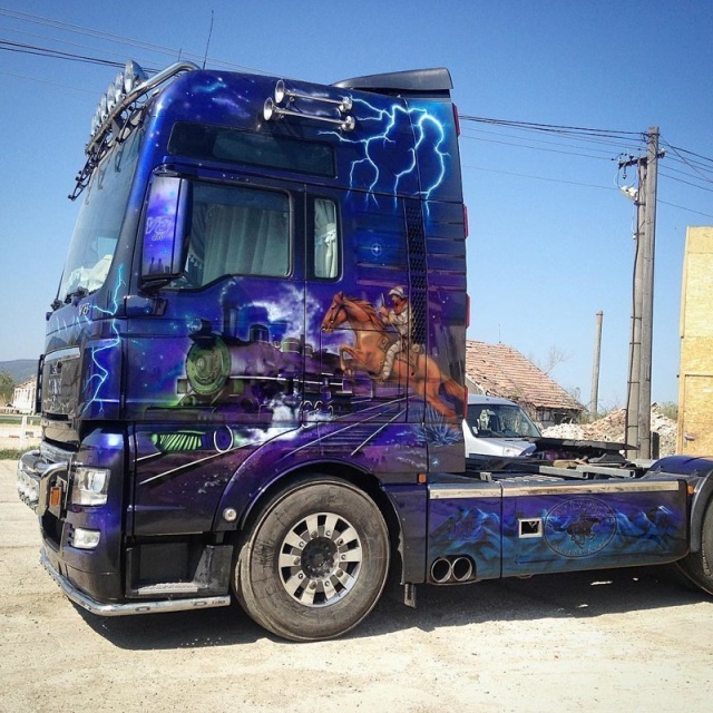 23 Trucks That Will Make You Turn Your Head In Awe