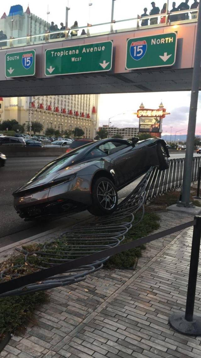 aston martin off road - Pershe North South Tropicana Avenue West