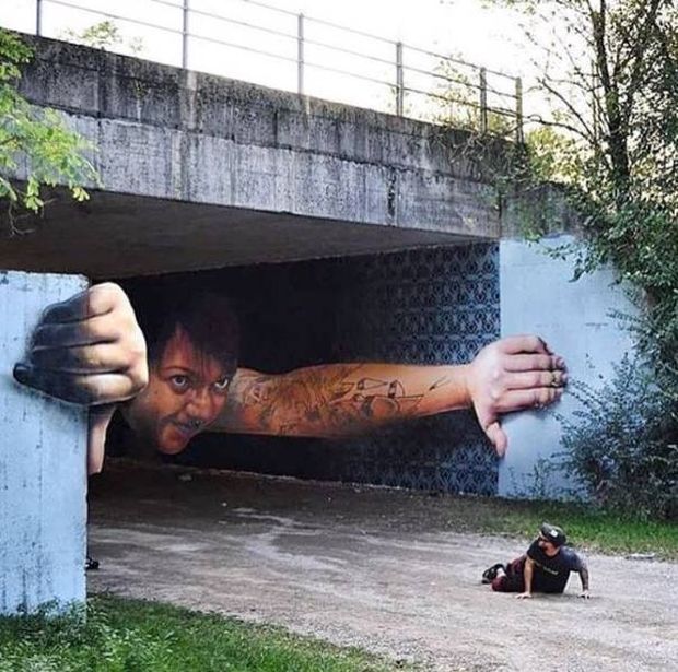 3d street art tunnel