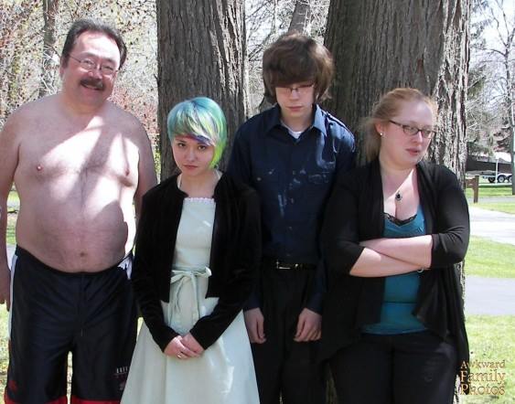 father a daughters awkward - Family Photos