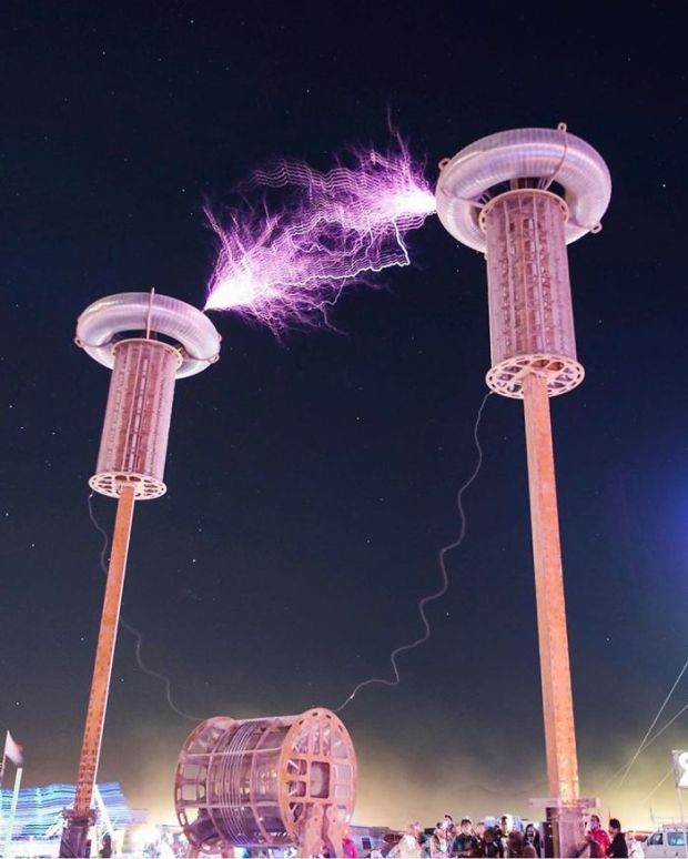 burning man 2019 - tesla coil thing