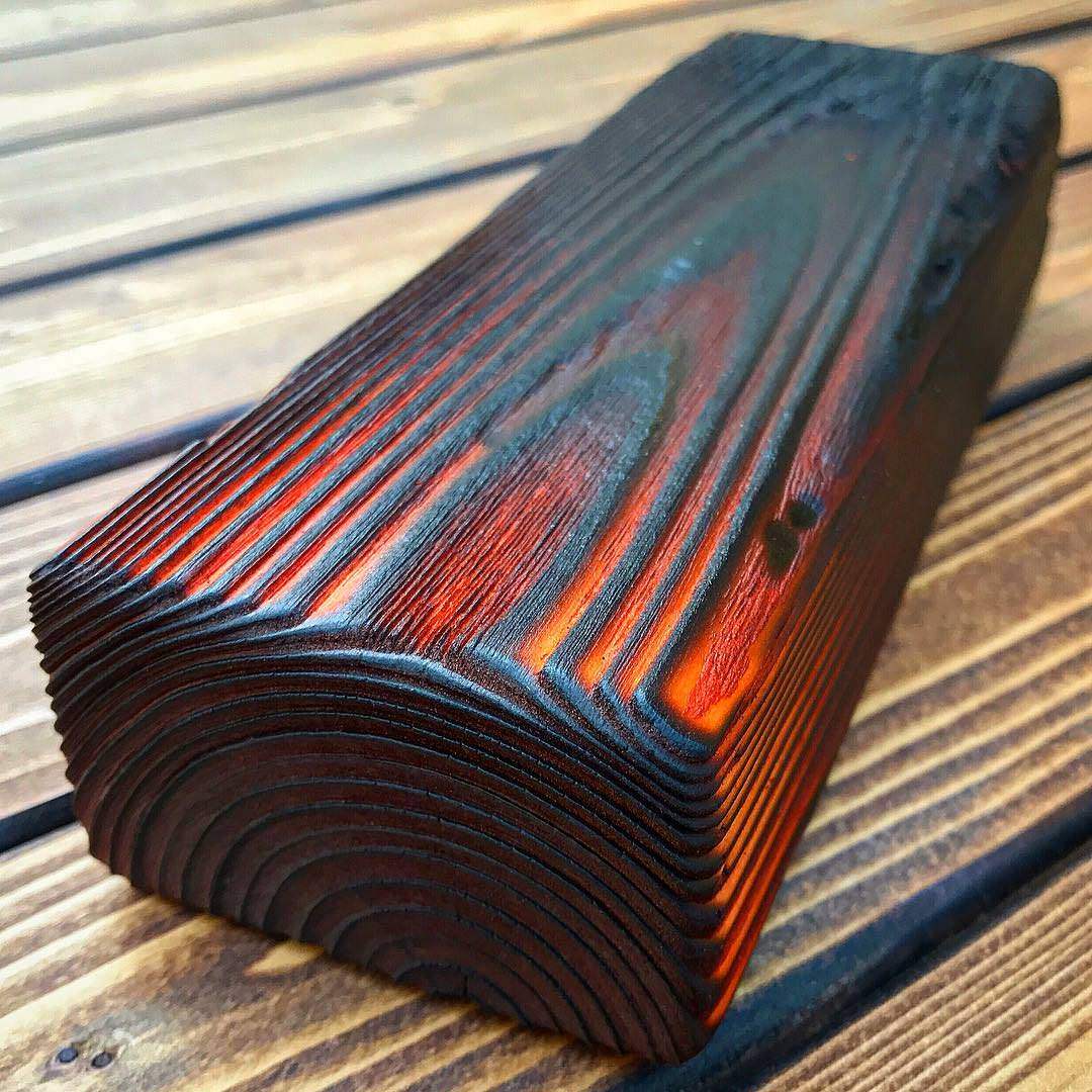 satisfying pic wood burnt