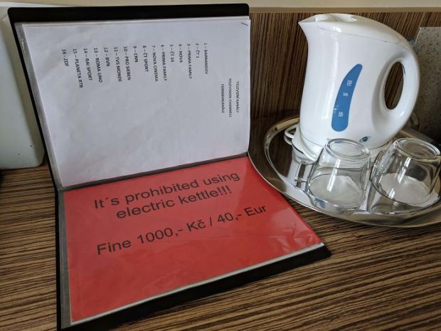 wtf hotel Hotel - Televin Analy 1 Barnando Fine 1000, K 40,Eur 3 Ct 24 It's prohibited using electric kettle!!! Tria Tamily 1Nova Cinema 8Ct Sport Cnn 10Pro Sehen 11 Tvs Monde 12 13 Romano LeRasport 15 Planetartr 16Zd