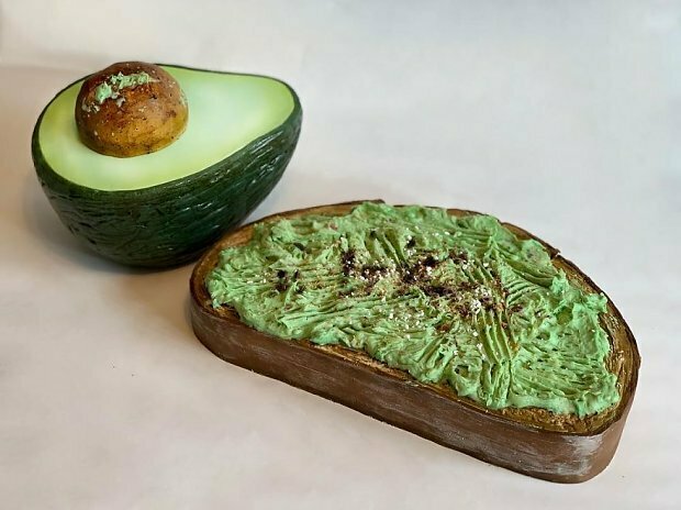 luke vincentini cakes - avocado toast cake