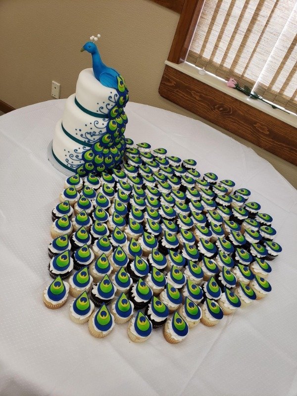 peacock cake