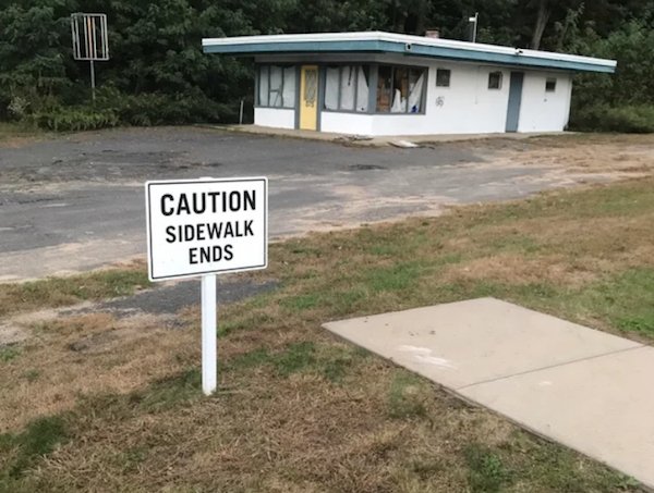 land lot - Caution Sidewalk Ends
