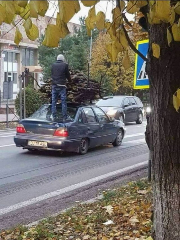 weird car russia