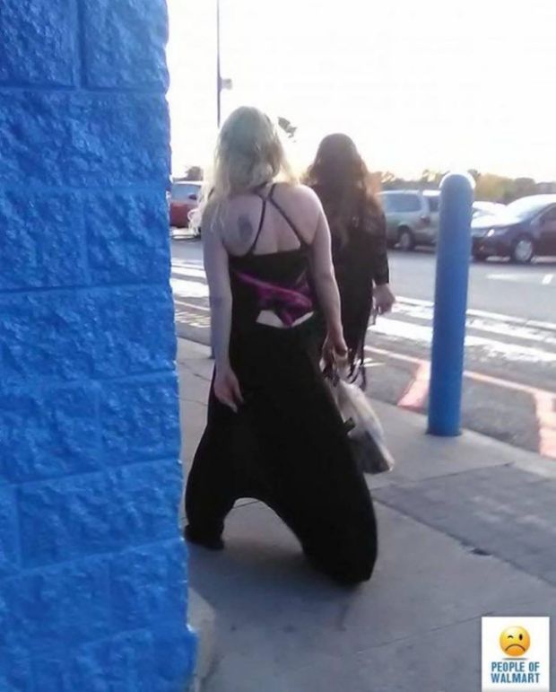 girl - People Of Walmart