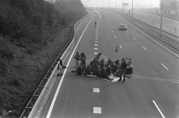 Highway picnic during 1973 oil crisis.