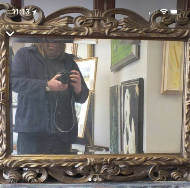 selling a mirror -