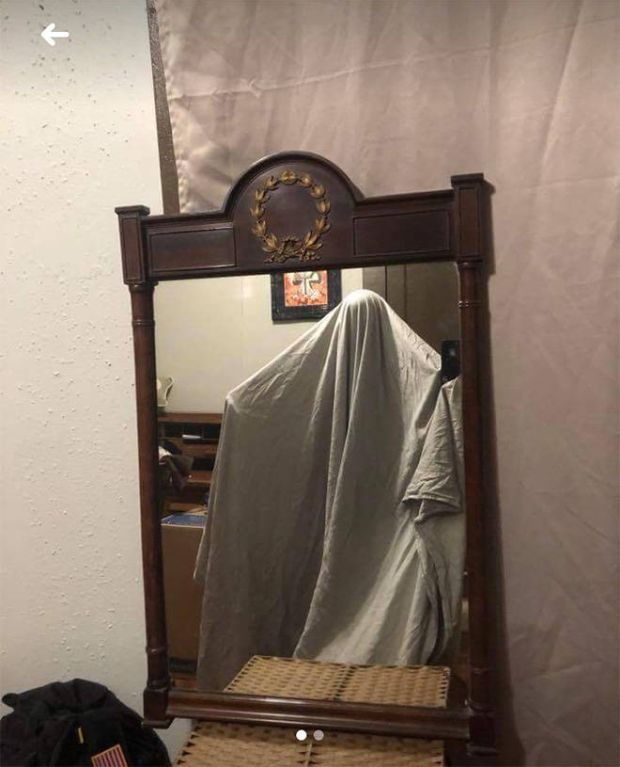 19 hysterical pictures of people trying and failing to sell mirrors online