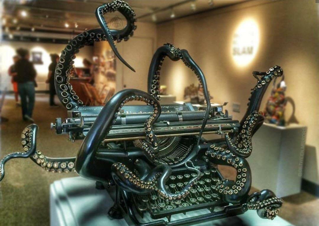 octopus typewriter