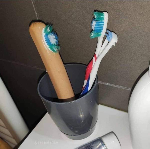 glizzy toothbrush