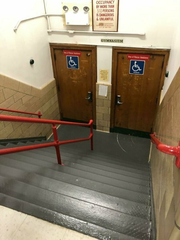 19 Construction Fails That Are Annoying On So Many Levels