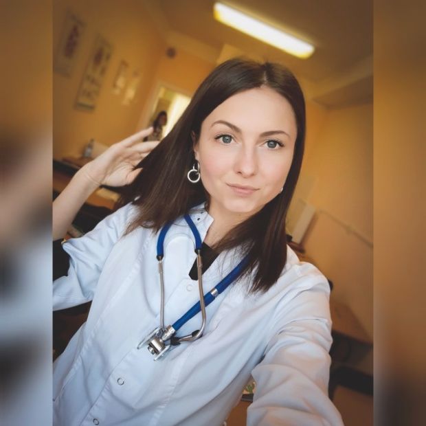 17 Beautiful Russian Medics Who Are Raising Our Temperature