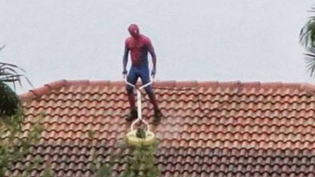 spider man pressure washing roof