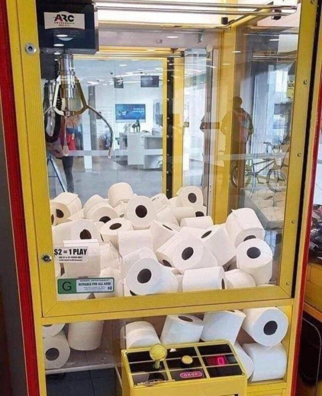 toilet paper in claw machine - Arc $21 Play G Terale
