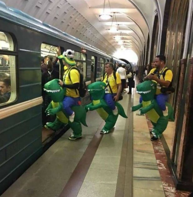 strangest subway - funny metro
