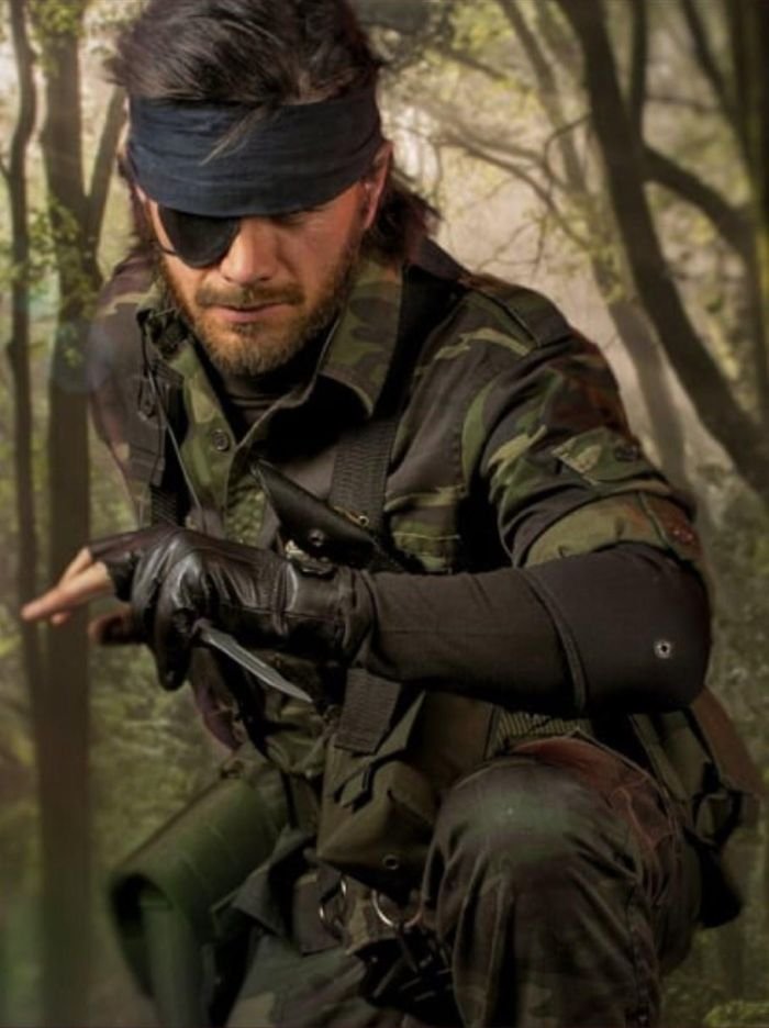 gaming memes  - cosplay metal gear solid