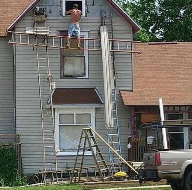 27 People Who Have No Business Working in Construction