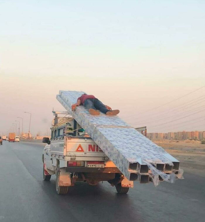 27 People Who Have No Business Working in Construction