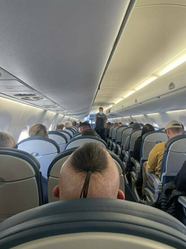 worst haircuts - bad hair - airline