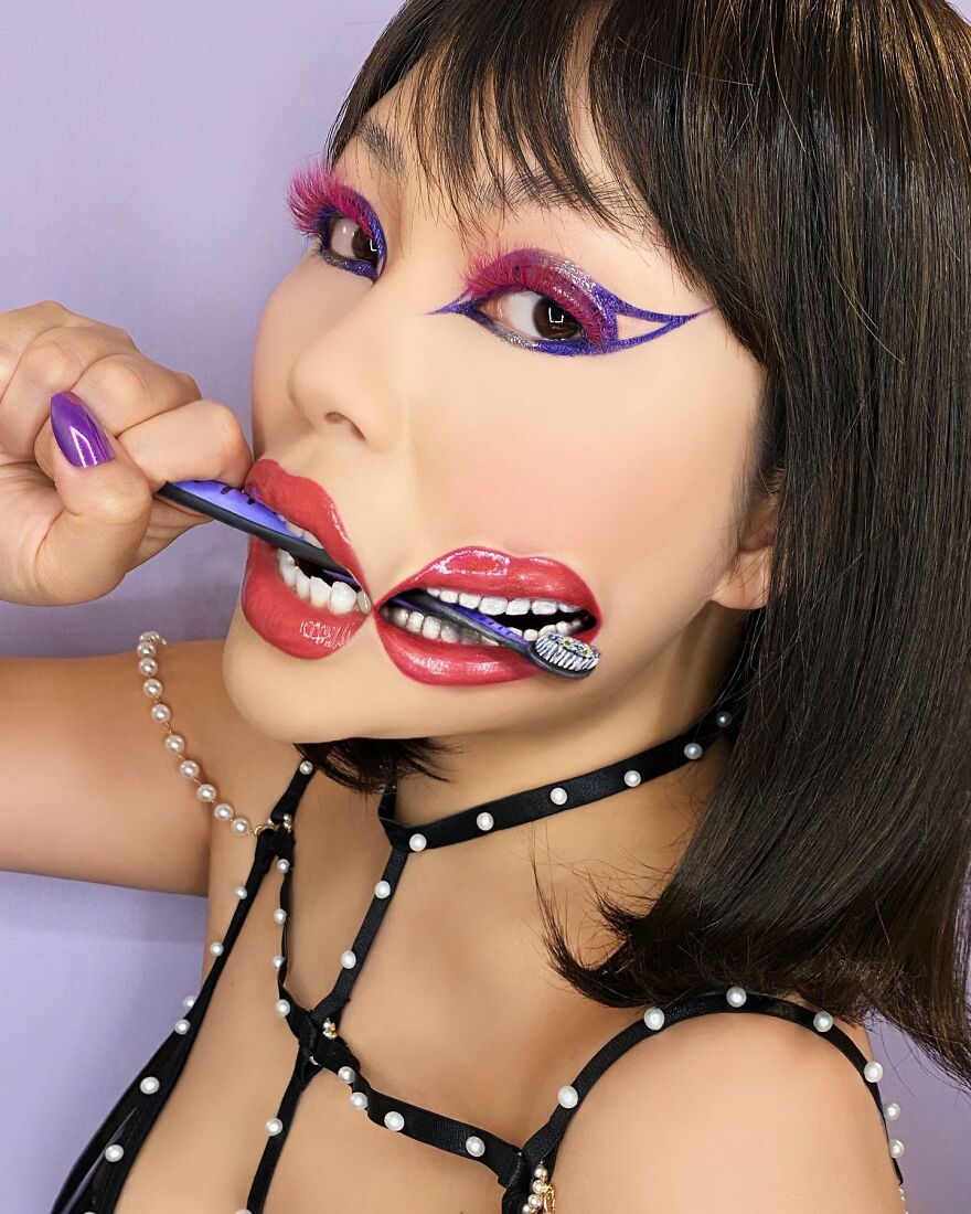 WTF Pictures - creepy makeup