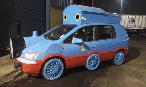 24 Weird Cars That Will Make You Look Twice