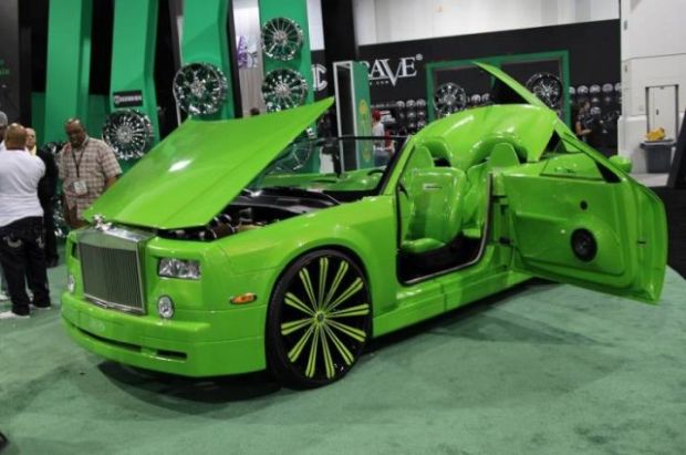 24 Weird Cars That Will Make You Look Twice