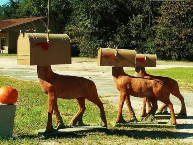 29 Unusual Mailboxes That Have a Message For You