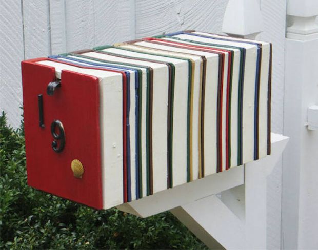 29 Unusual Mailboxes That Have a Message For You