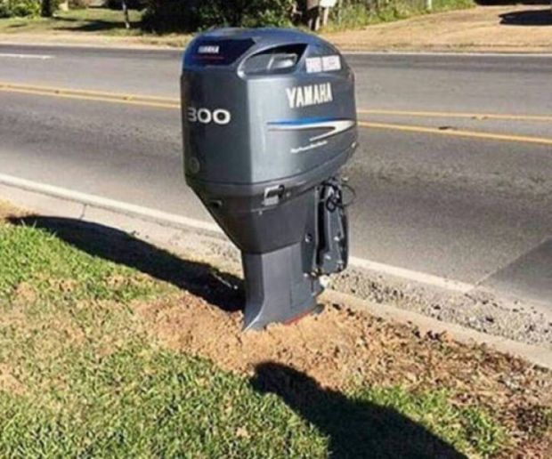 29 Unusual Mailboxes That Have a Message For You