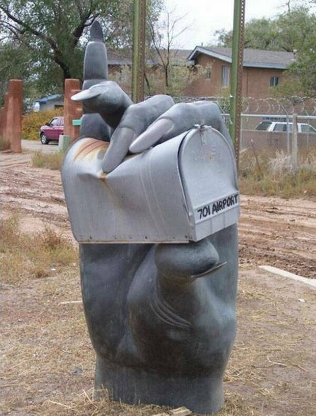 29 Unusual Mailboxes That Have a Message For You