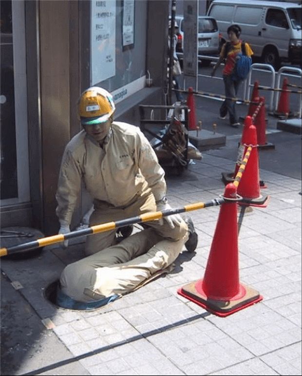 Funny Construction Fails With A Special Visit From Safety Hazards