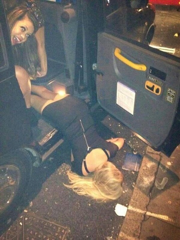 Terrible Club Pics That Will Make You Miss Your Twenties