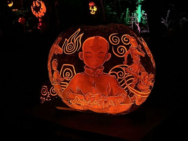 Only The Best Carved Pumpkins For Those Who Have Good Taste