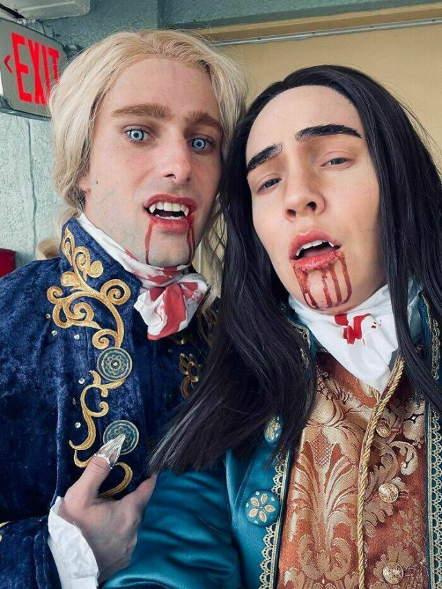next level cosplays - interview with a vampire louis and lestat - Envy