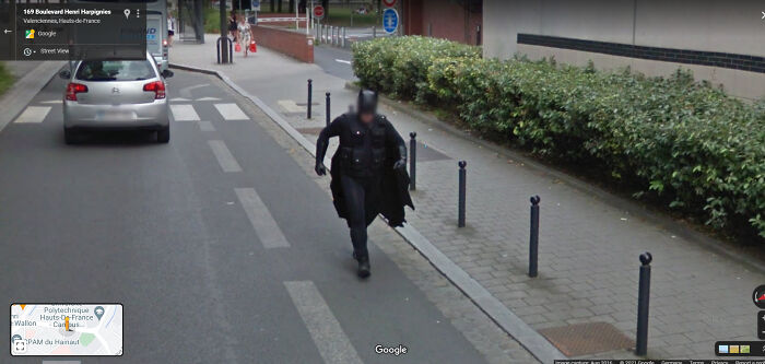 24 Wacky Things Spotted on Google Street View