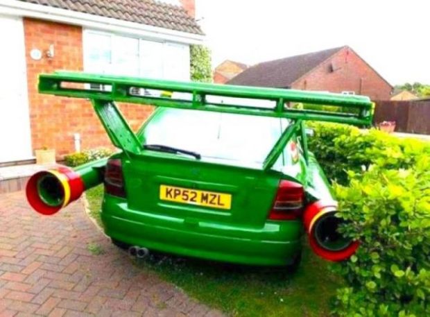 25 WTF Cars That Look Like Monday Feels Like