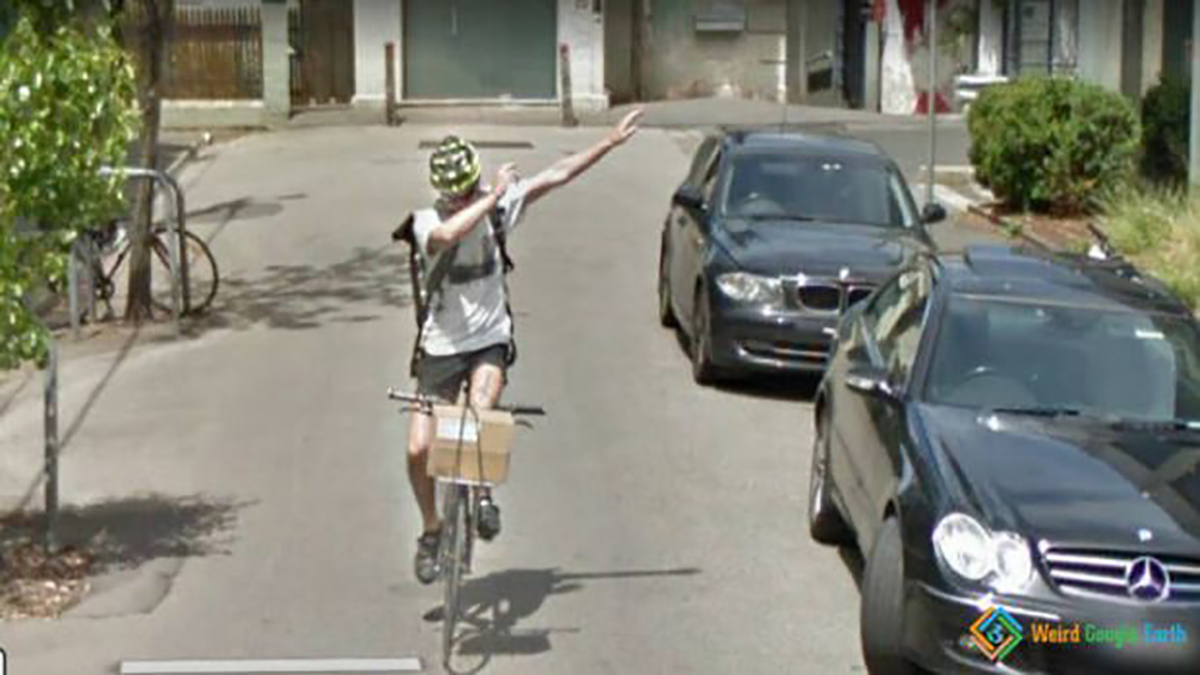 WTF Google Street View Photos That Will Take You All The Way