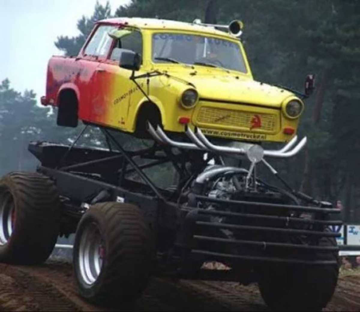 31 WTF Cars That Will Take You To Places You Don't Want