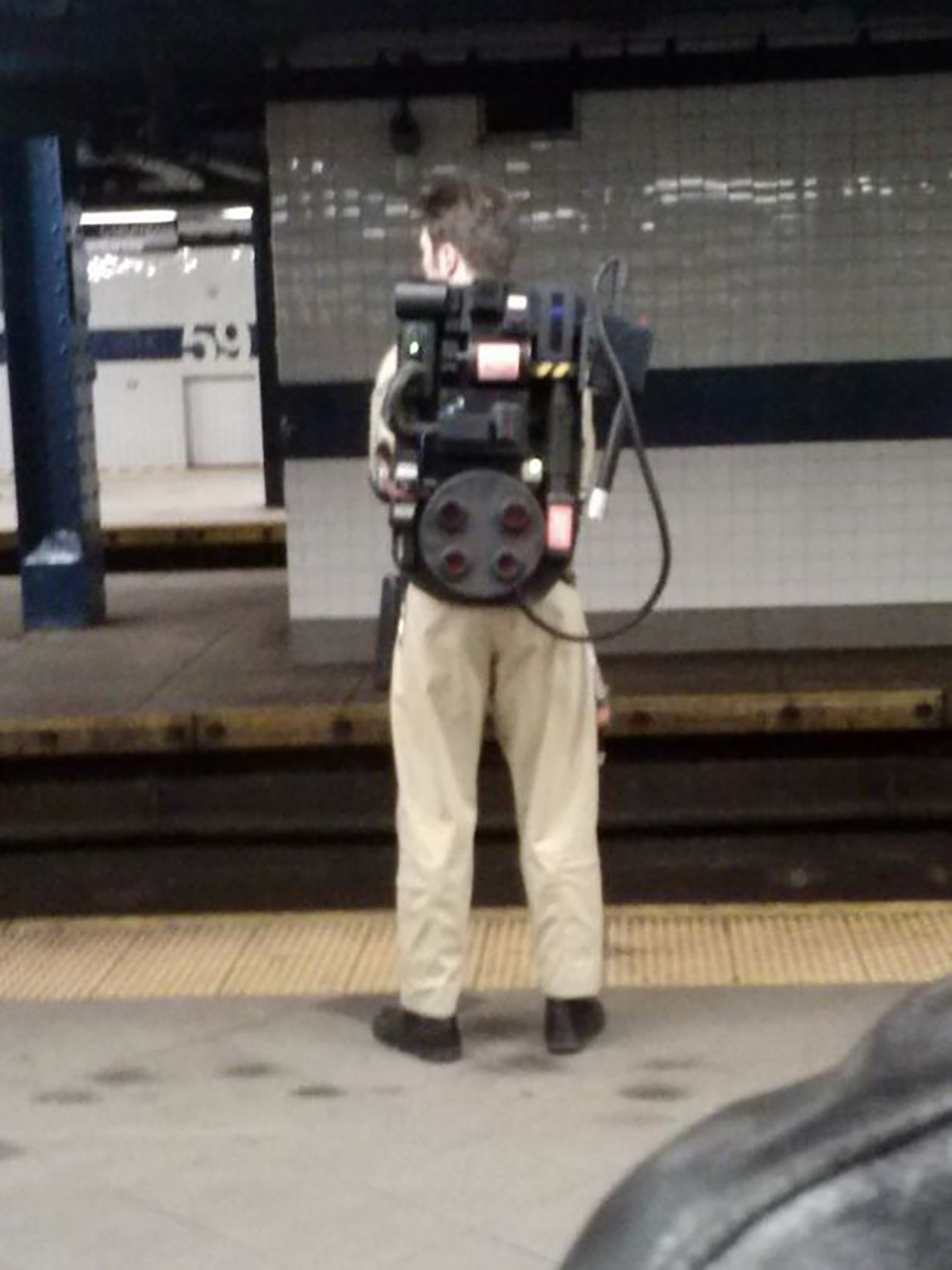 23 WTF Sights That Can Come Only From The Subway