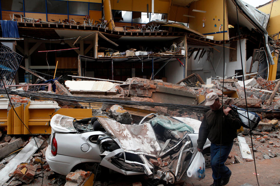 Destruction in Chile after earthquake