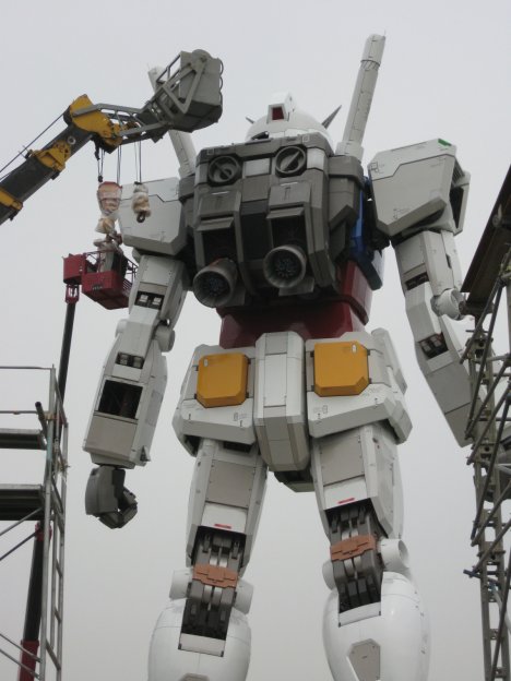 Lifesize Gundam Built In Japan