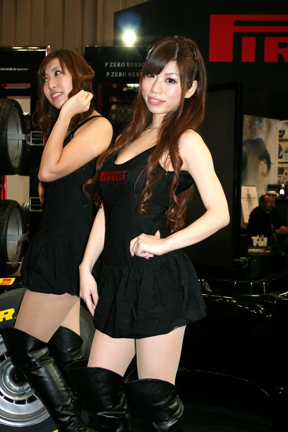 Girls Of Tokyo Auto Salon 2011
