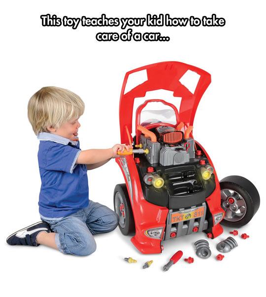theo klein service car station - This toy teaches your kid how to take care of a car.co