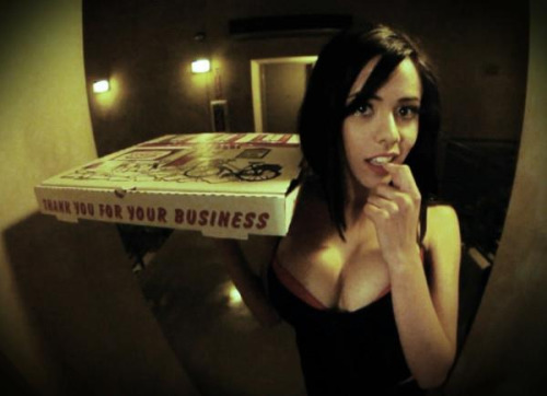 One of the first documented Internet purchases was a pepperoni pizza with mushrooms and extra cheese from Pizza Hut.